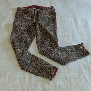 Genetic Denim The Karlie Size 26 Cropped Leopard Print Skinny Jeans
